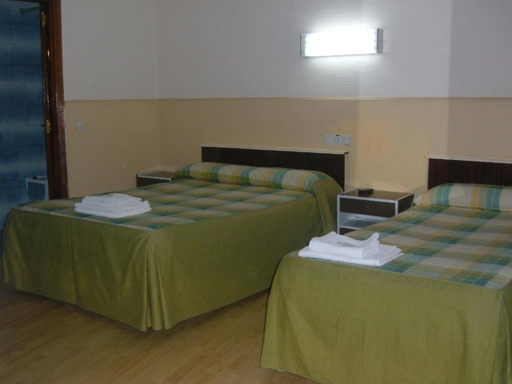Hostal Olga Madrid Szoba fotó