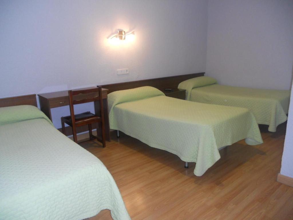 Hostal Olga Madrid Szoba fotó